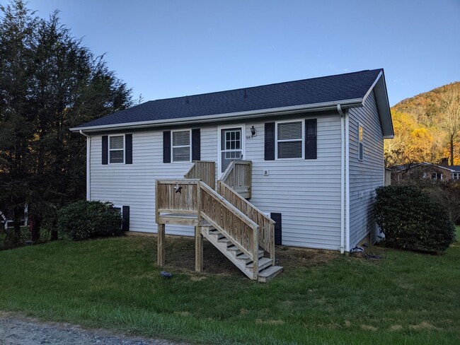 property at 135 Rocky Mountain Ln