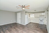 3714 Lydia St photo'