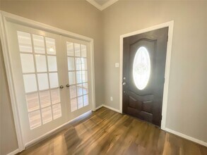 9509 Dry Springs Dr in La Porte, TX - Building Photo - Building Photo