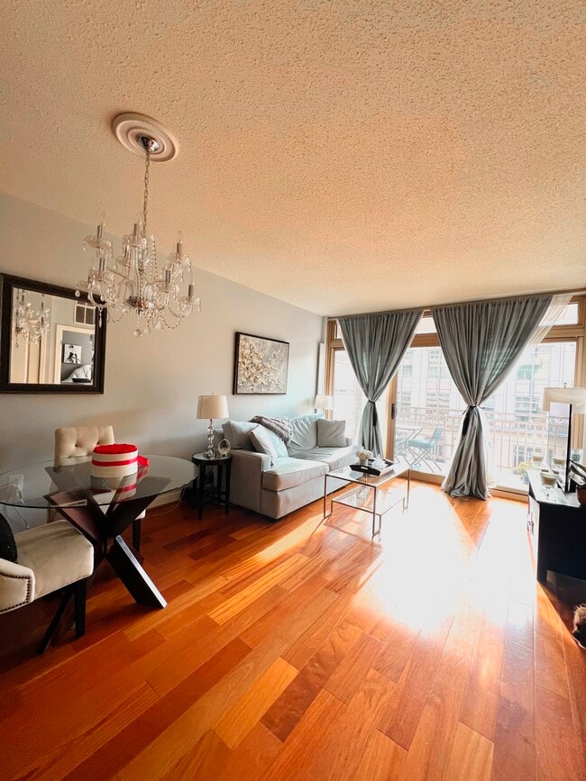 property at 888 N Quincy St