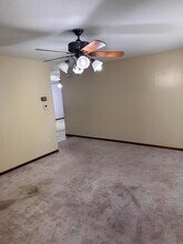 388 Gamewood Dr in Gahanna, OH - Foto de edificio - Building Photo