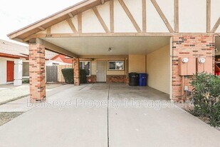 3229 E Crescent Ave in Mesa, AZ - Building Photo