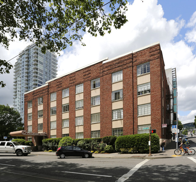 Ongford Apartments in Portland, OR - Foto de edificio - Building Photo