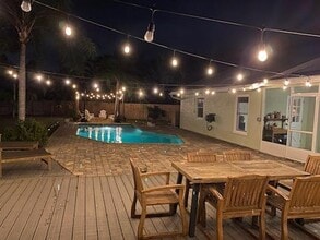 1388 Crescent Ct in Tarpon Springs, FL - Building Photo - Building Photo