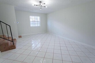 1255 Witte Rd in Houston, TX - Building Photo - Building Photo