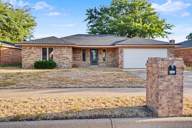 property at 5410 93rd St