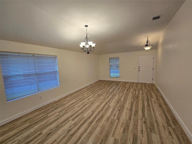 8511 Ephraim Road in Austin, TX - Building Photo - Building Photo