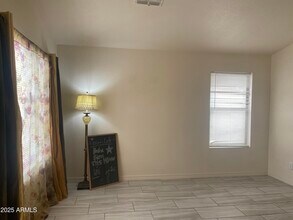 8563 W Mission Ln in Peoria, AZ - Building Photo - Building Photo