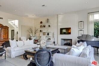 2425 Clement Ave in Los Angeles, CA - Building Photo - Building Photo