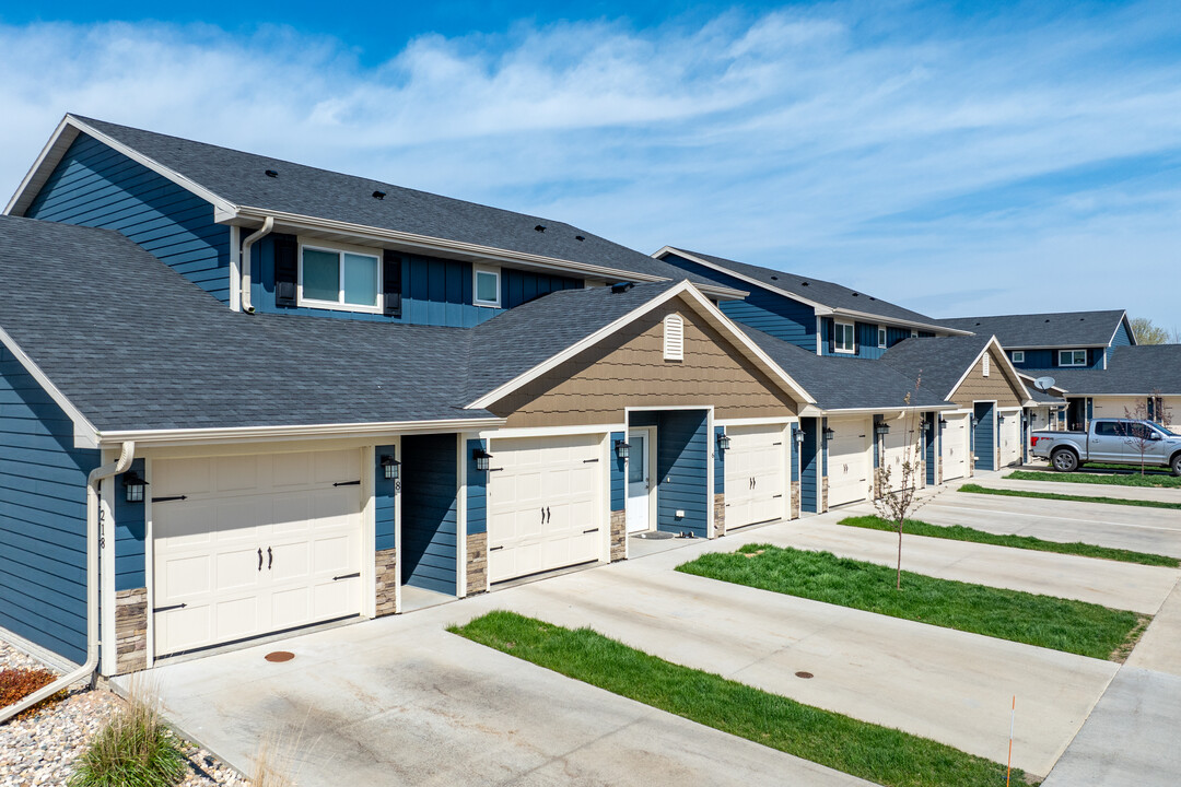 Harvest Acres in Harrisburg, SD - Building Photo