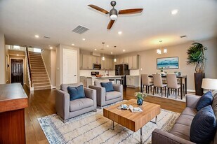 8622 Cedar Plains Ln in Houston, TX - Building Photo