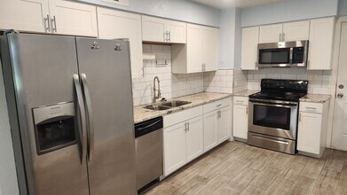 6819 N 12th St in Phoenix, AZ - Foto de edificio - Building Photo