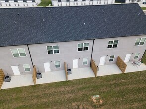 208 Drayton Dr. in Clarksville, TN - Building Photo - Interior Photo