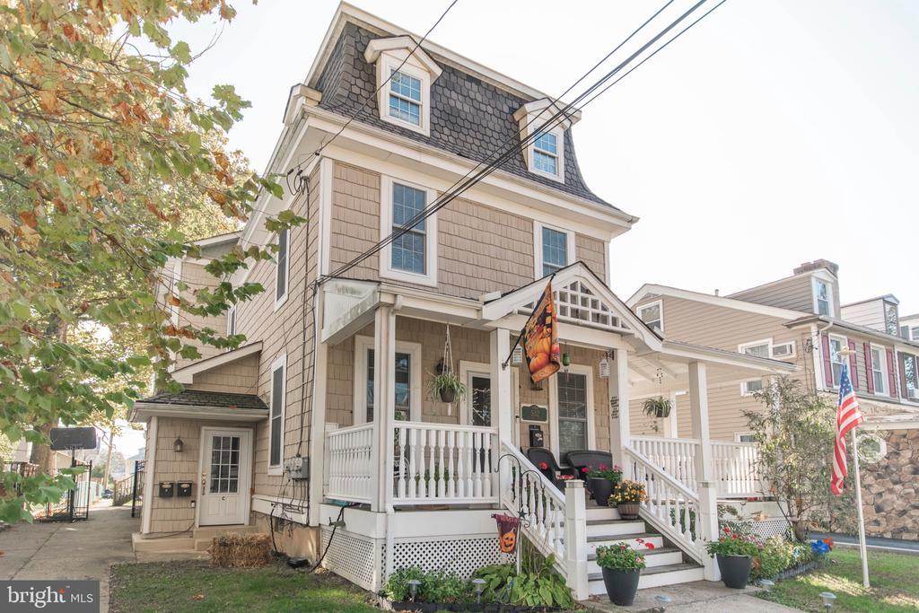 532 Mohawk Ave in Norwood, PA - Building Photo