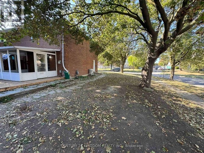 property at 137 Jansen Ave