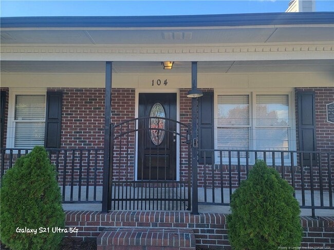 104 Stonewall St in Raeford, NC - Building Photo - Building Photo