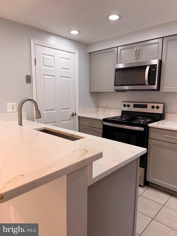 property at 4303 Pembrook Village Dr