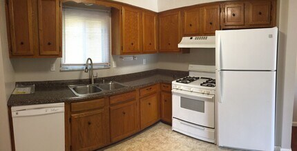95 Locust Ridge Dr in Pittsburgh, PA - Building Photo - Building Photo