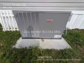 11512 Donna Dr in Tampa, FL - Building Photo - Building Photo