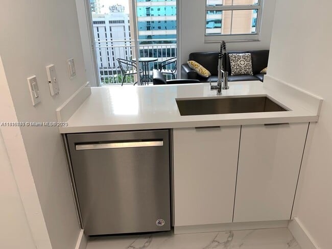 property at 185 SE 14th Terrace