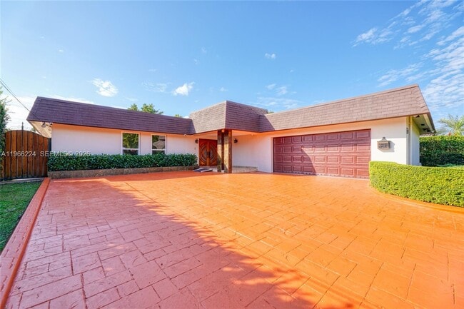 property at 5826 SW 17th St