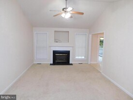 10110 Heriot Row Ct in Fredericksburg, VA - Building Photo