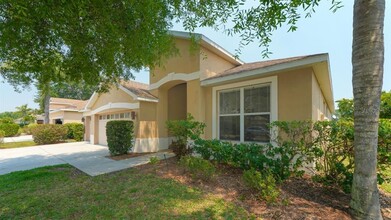 5453 New Covington Dr in Sarasota, FL - Building Photo - Building Photo