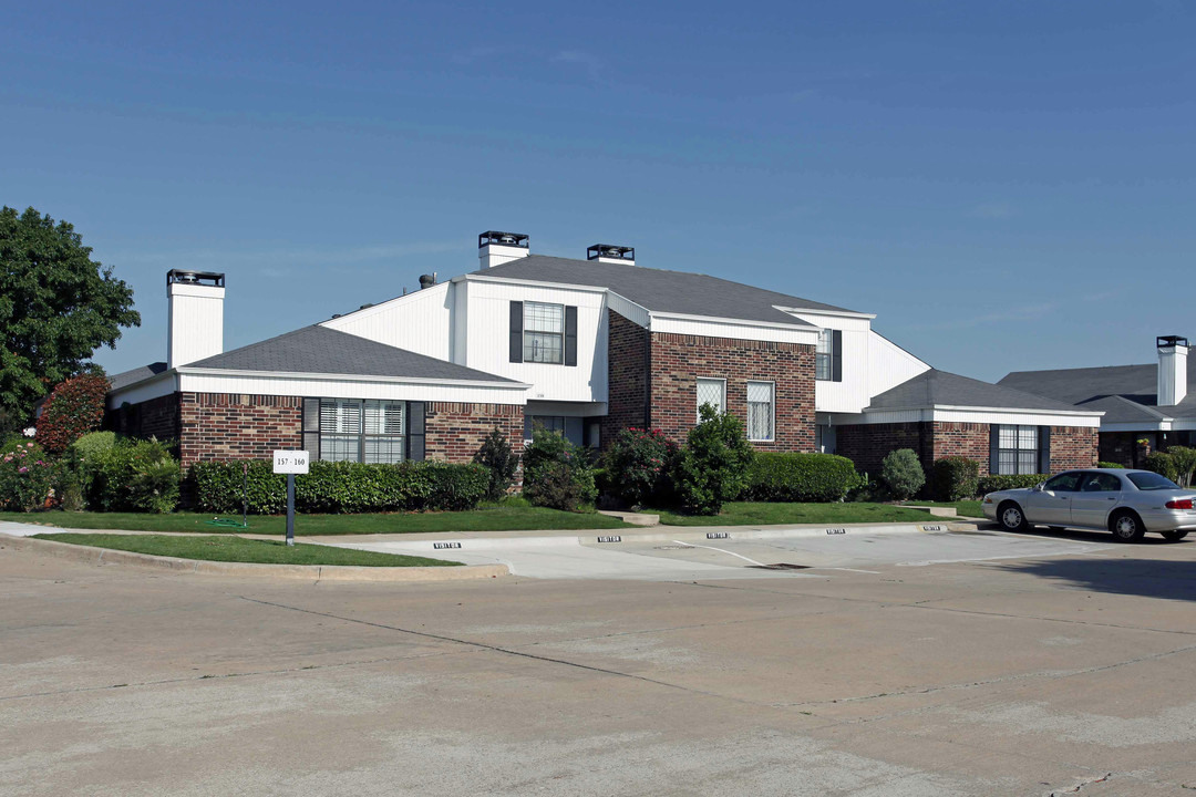 Huntington Apartments in Norman, OK - Building Photo