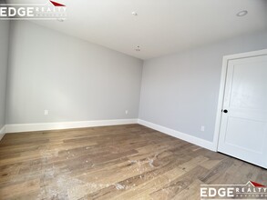 12 Surrey St, Unit 4 in Boston, MA - Building Photo - Building Photo