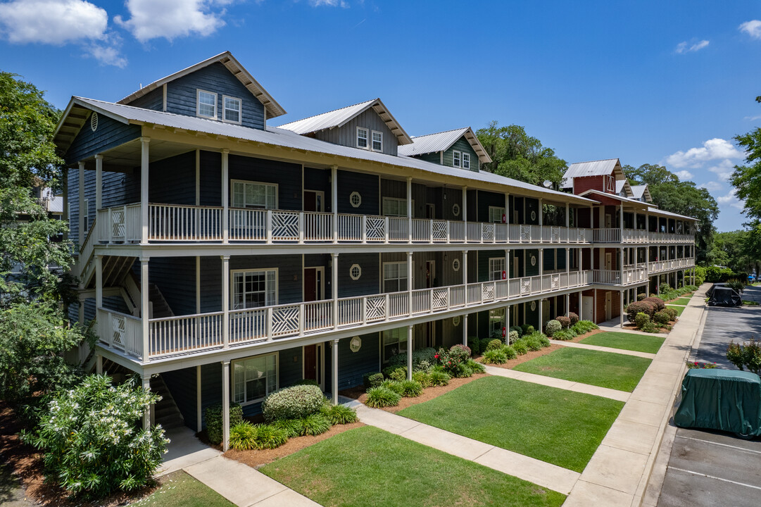 Merchants Wharf Condominiums in Midway, GA - Building Photo