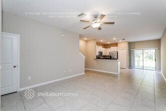 5177 Forum Blvd in Holiday, FL - Building Photo - Building Photo