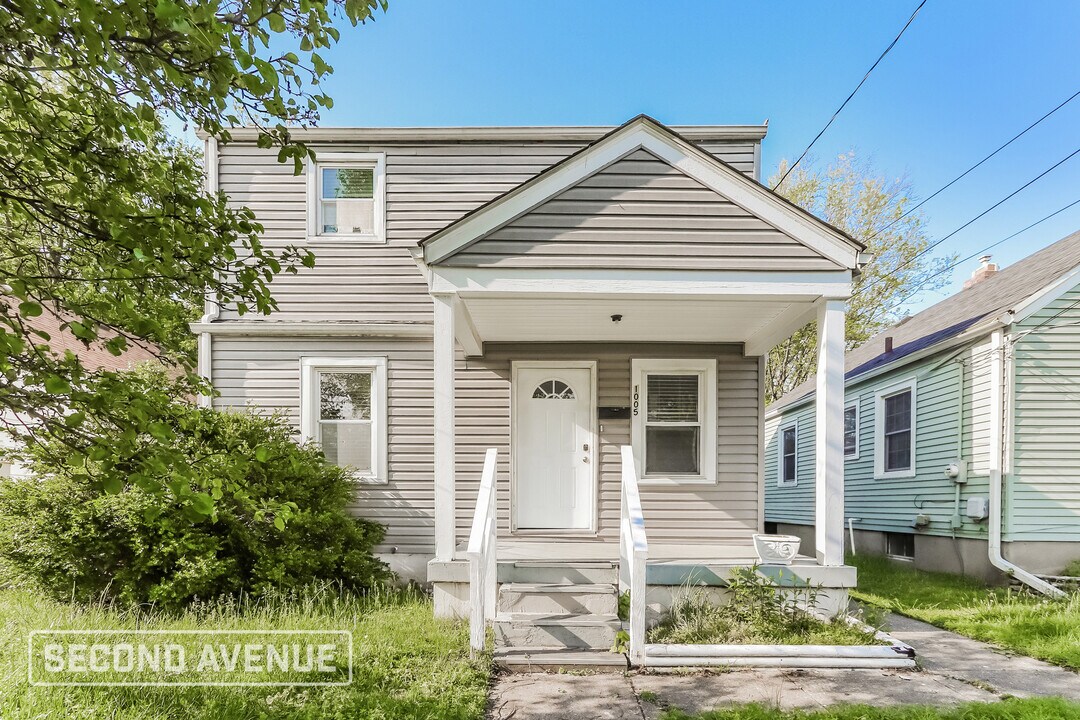 1005 Carlisle Ave in Louisville, KY - Building Photo