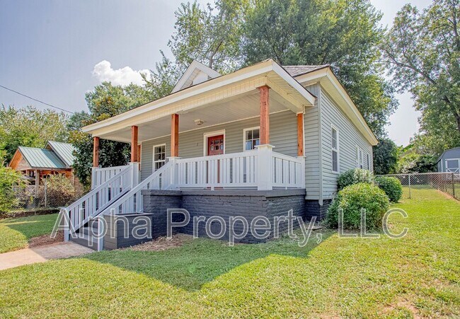 7 Highlawn Ave in Greenville, SC - Building Photo - Building Photo
