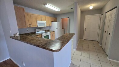11205 W Atlantic Blvd, Unit 305 in Coral Springs, FL - Building Photo - Building Photo