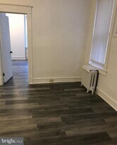 4832 E Roosevelt Blvd in Philadelphia, PA - Building Photo