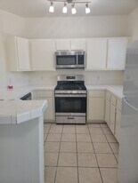 1881 W Alexander Rd, Unit 2051 in North Las Vegas, NV - Building Photo