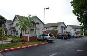 Highland Station in Salem, OR - Building Photo - Building Photo