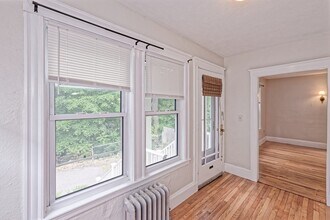 23-25-25 St James Terrace in Newton, MA - Building Photo - Building Photo
