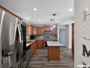 5711 Coddington Ln in Kalamazoo, MI - Building Photo - Building Photo