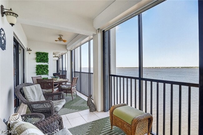 1900 Virginia Ave, Unit 802, Unit 802