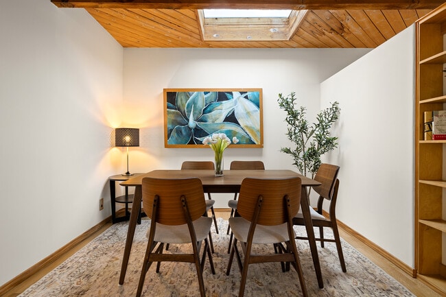 property at 3034 Valevista Trl