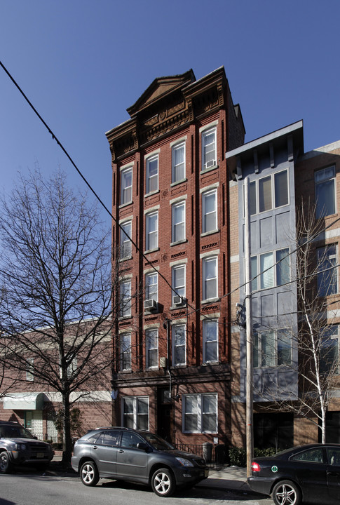 604 Adams St in Hoboken, NJ - Foto de edificio