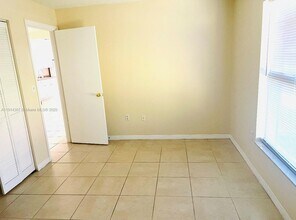 807 Mountbatten Ln in Kissimmee, FL - Building Photo - Building Photo