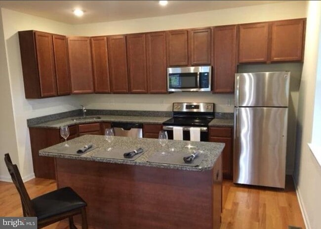 1043 Easton Rd in Roslyn, PA - Building Photo - Building Photo