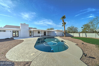 6130 E Via Estrella Ave in Paradise Valley, AZ - Building Photo - Building Photo