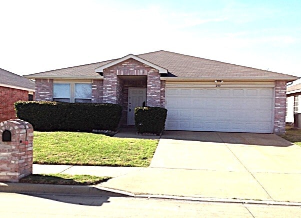 property at 233 Stoneridge Dr