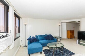 343 Hobron Ln in Honolulu, HI - Building Photo - Building Photo