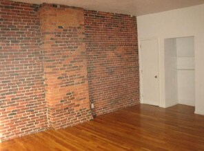 752 Tremont St, Unit 3 in Boston, MA - Building Photo - Building Photo