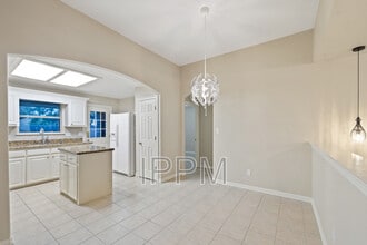 1825 Treasure Oaks Dr in Harlingen, TX - Building Photo - Building Photo
