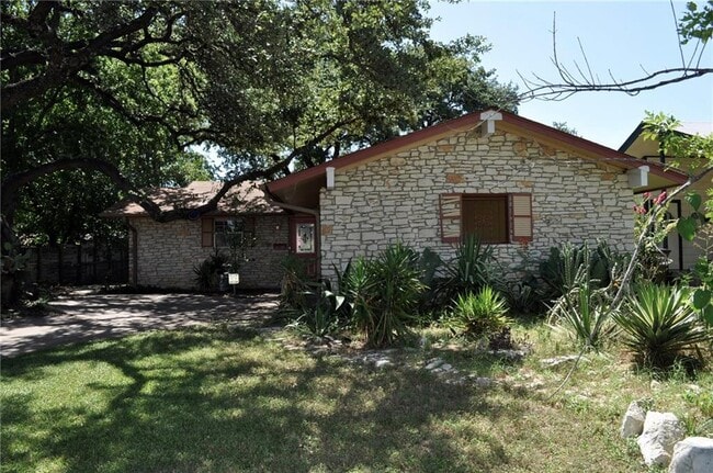 property at 5907 Garden Oaks Dr
